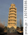 シカゴ郊外ナイルズに立つ模造ピサの斜塔：アメリカ的ユーモアの象徴 130748386