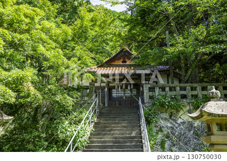 温泉津温泉　温泉津駅前　厳島神社　島根県大田市 130750030