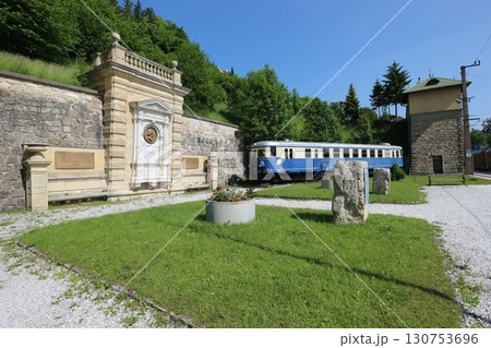 ゼメリング鉄道の記念碑 130753696
