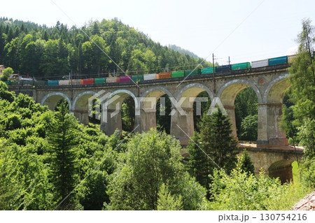 ゼメリング鉄道のカルテリンネ橋梁 130754216