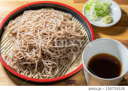 【食べ物素材】盛りつけられたざるそば【長野県】 130759126
