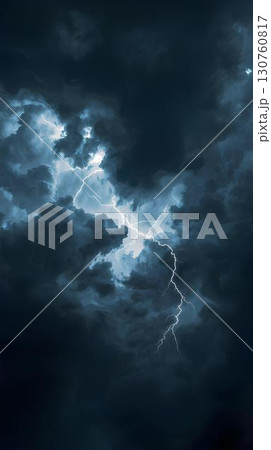 背景素材_雷雲 130760817