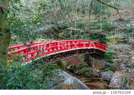 岩屋堂公園の赤い橋 130763109
