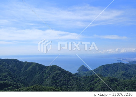 静岡県・伊豆の国市・碧テラスから眺める駿河湾 130763210
