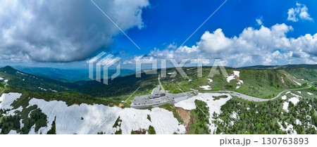 「秋田県」八幡平アスピーテライン　春の風景 130763893