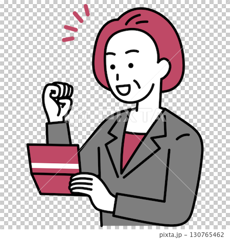 預金通帳を見て喜ぶ中年のスーツの女性 130765462