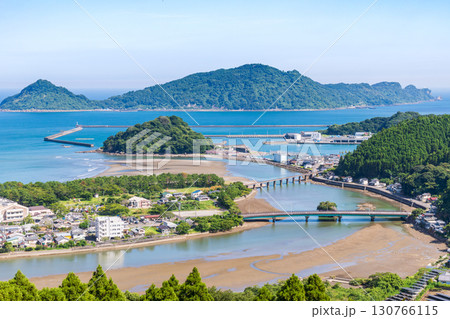 南郷城跡から望む目井津港と日南海岸の絶景風景 130766115