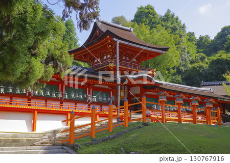 奈良県にある世界遺産 春日大社の本殿 130767916