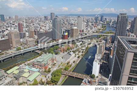大阪市北区 中之島公園 俯瞰 大阪市北区 中之島公園 俯瞰 130768952