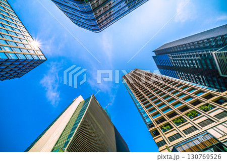 日本の東京都市景観 日本橋一丁目の再開発事業やビル群などを望む=8月21日 日本の東京都市景観 日本橋一丁目の再開発事業やビル群などを望む=8月21日 130769526