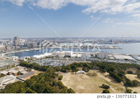 千葉ポートタワーから見た東京方面の風景 130771813