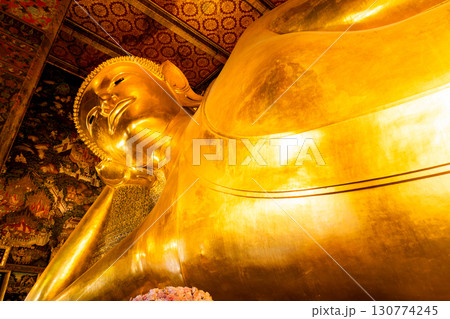 ワットポー 涅槃像 ワットポー 涅槃像 130774245