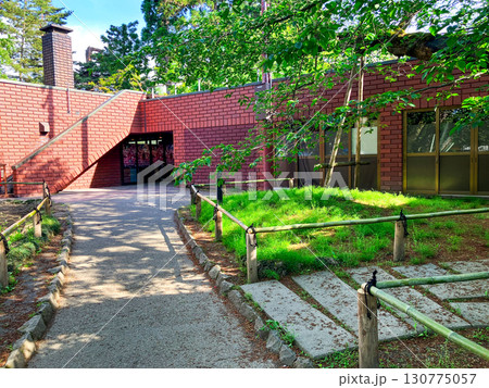 弘前市緑の相談所　 130775057