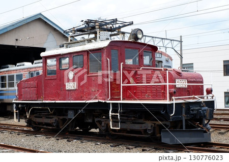 津軽大沢駅に留置されたED22形電気機関車 130776023