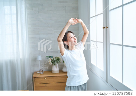 気持ちの良い朝 130787598