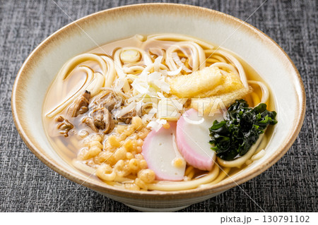 蒲郡名物「ガマゴリうどん」をイメージして作ったうどん。 蒲郡名物「ガマゴリうどん」をイメージして作ったうどん。 130791102
