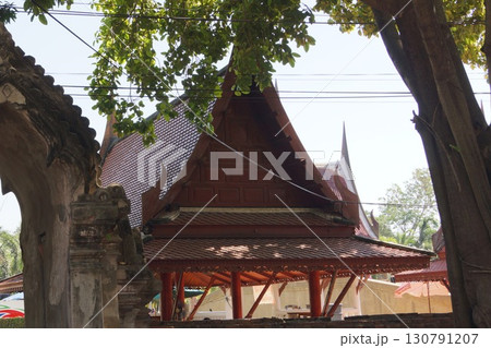 タイ アユタヤ ワット・ヤイチャイモンコン の風景 130791207