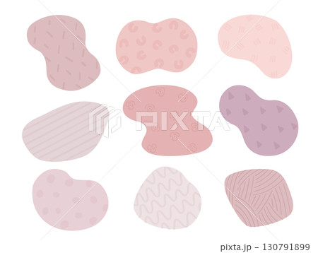 くすみピンクの抽象図形、不規則な形と模様がおしゃれな手描きイラスト	 130791899