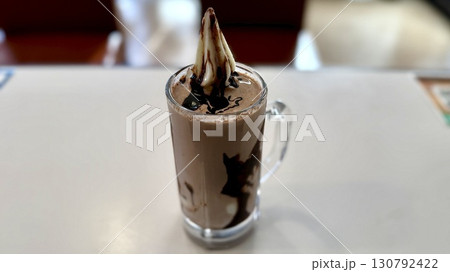 チョコレートフロート チョコレートフロート 130792422