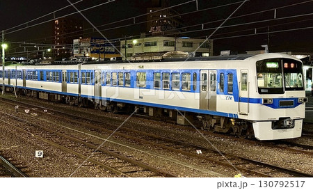 埼玉県熊谷駅に停車する秩父鉄道急行秩父路 埼玉県熊谷駅に停車する秩父鉄道急行秩父路 130792517