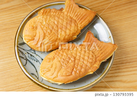 美味しい鯛やき 130793395