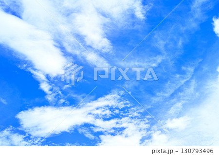 青空と雲イメージ 130793496