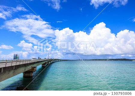 9月の宮古島　伊良部大橋 130793806