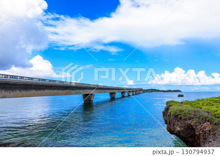 宮古島観光スポット 池間大橋(9月撮影) 宮古島観光スポット 池間大橋(9月撮影) 130794937