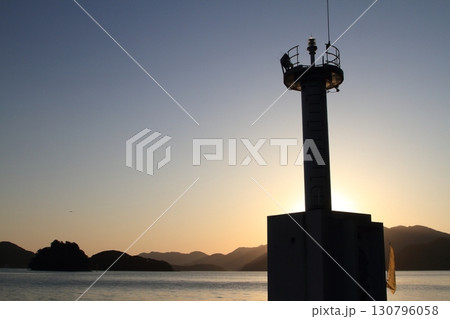 灯台のある風景 130796058