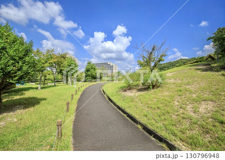 みよし市、三好丘公園の風景 みよし市、三好丘公園の風景 130796948