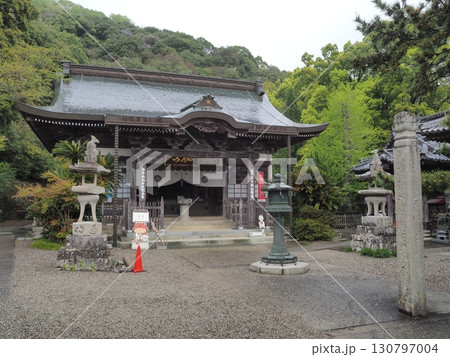四国八十八ヶ所霊場 第十番札所 切幡寺 本堂 四国八十八ヶ所霊場 第十番札所 切幡寺 本堂 130797004
