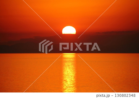 荒尾市 有明海 海岸 元旦の夕暮れ、 荒尾市 有明海 海岸 元旦の夕暮れ、 130802348