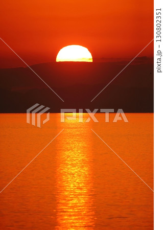 荒尾市 有明海 海岸 元旦の夕暮れ、 荒尾市 有明海 海岸 元旦の夕暮れ、 130802351