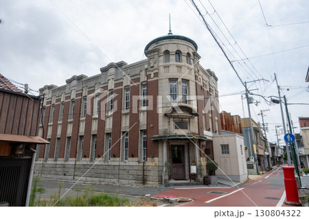 日本の兵庫県姫路市網干区の古くてとても美しい建物 日本の兵庫県姫路市網干区の古くてとても美しい建物 130804322