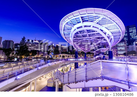 名古屋市、オアシス21のライトアップ 130810486