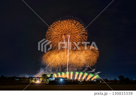 《千葉県》利根川花火大会と関宿城・千葉県野田市側から撮影 《千葉県》利根川花火大会と関宿城・千葉県野田市側から撮影 130815339