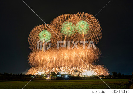 《千葉県》利根川花火大会と関宿城・千葉県野田市側から撮影 《千葉県》利根川花火大会と関宿城・千葉県野田市側から撮影 130815350