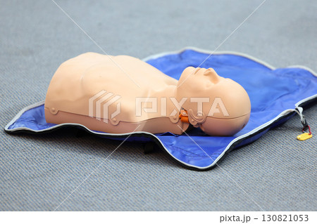 Model manikin use for practice during Emergency courses . Model manikin use for practice during Emergency courses . 130821053