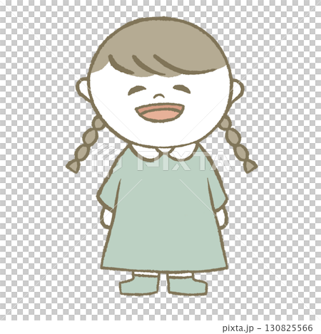 ワンピースを着た女の子　三つ編み 130825566