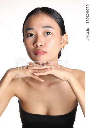 美しい女性 130829960