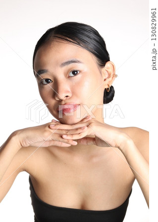 美しい女性 130829961