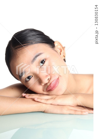 美しい女性 130830154