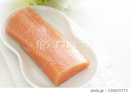 生サーモン 130835773
