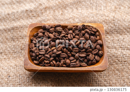 ブラジルサントスNO2　ナチュラル 130836175