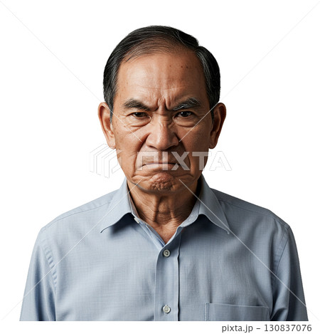 怒っているおじいさん 怒っているおじいさん 130837076