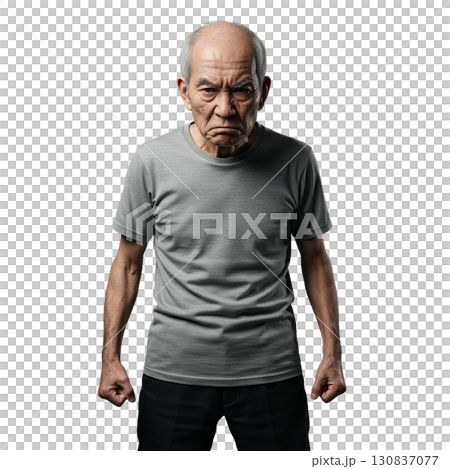 怒っているおじいさん 130837077