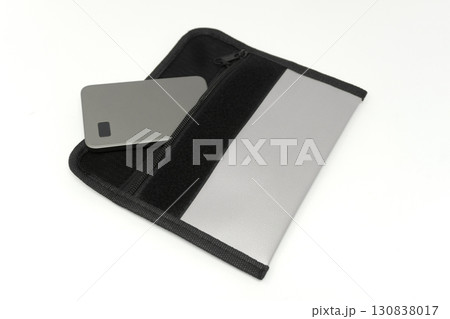 モバイルバッテリーの火災防止策 モバイルバッテリーの火災防止策 130838017