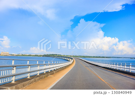 宮古島 伊良部大橋のドライブ（9月） 130840949