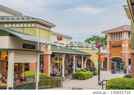 御殿場市の御殿場プレミアムアウトレットの風景(静岡県) 130841716