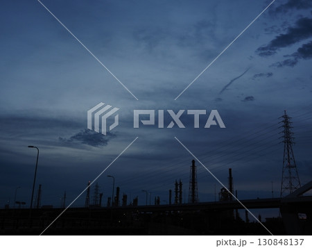 幻想的な夕景 130848137